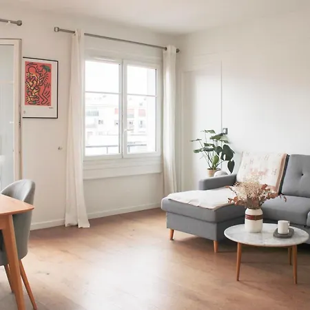 Flat With Breathtaking Views - Close Stadiums Appartement