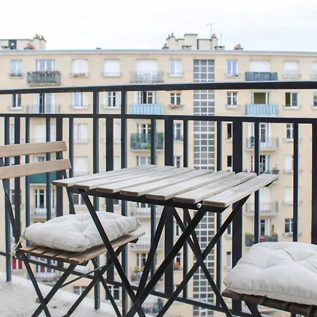 Flat With Breathtaking Views - Close Stadiums