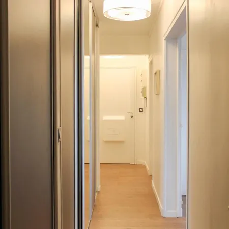 Flat With Breathtaking Views - Close Stadiums 아파트